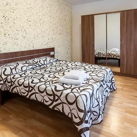 Can Buganto Amplia Casa Con Piscina Y Jardin Holiday home *